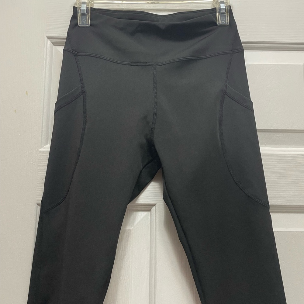 Black High-Waisted sports Leggings - Picture 3 of 3